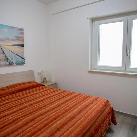 アパート Stromboli Sunset カンポラ・サン・ジョバンニ